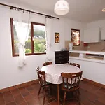 Apartment By The Sea - Gonar, Rab - 4989