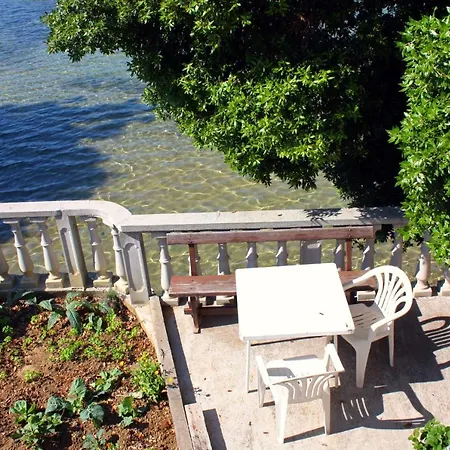 Apartment By The Sea - Gonar, Rab - 4989