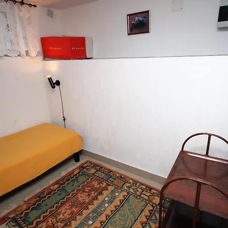 Apartment By The Sea - Gonar, Rab - 4989 *