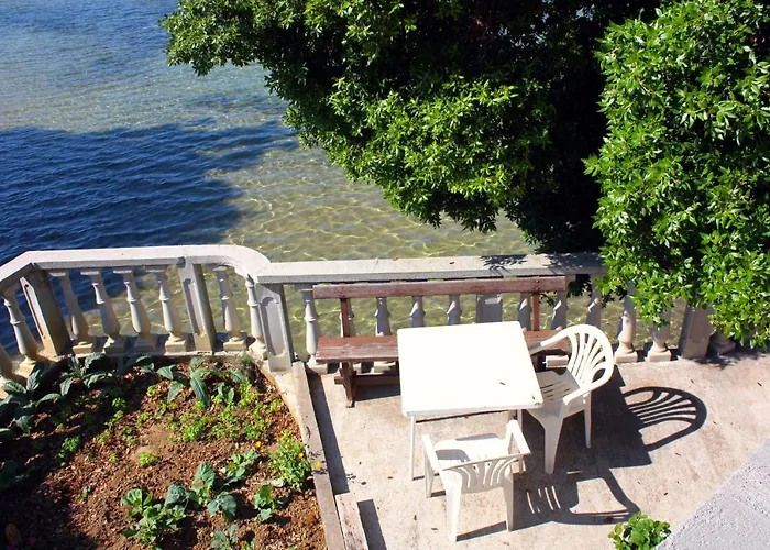 Apartment By The Sea - Gonar, Rab - 4989