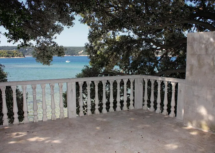 Apartment By The Sea - Gonar, Rab - 4989 Supetarska Draga